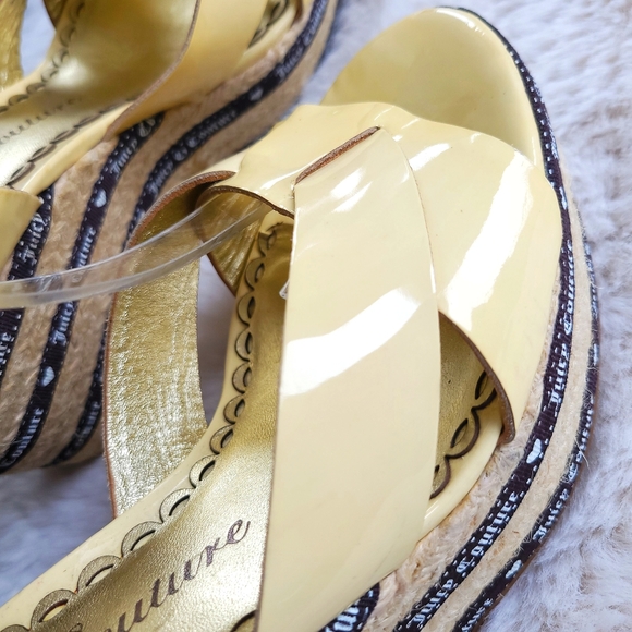 Juicy Couture Y2K Patent Leather Platform Hearts Espadrille Lemon Yellow Wedge - Picture 8 of 10